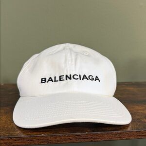 Balenciaga Size 59